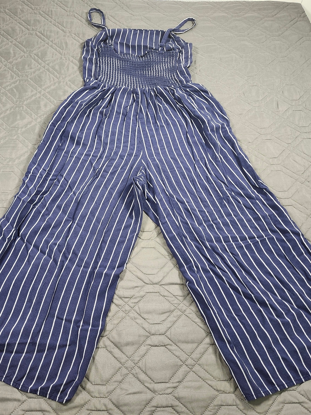 Old Navy striped Navy And White Jumpsuit With Pockets Size S - Picture 9 of 11